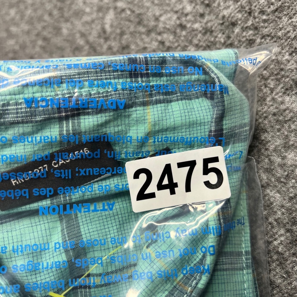 Vans Shirt Mens Small Turquoise Plaid Button Down Short Sleeve Cotton VN-ORTIPBL - Picture 12 of 15